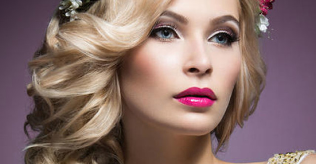 5 Suplimente care trateaza CADEREA PARULUI