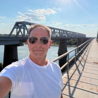 Dan Negru, sincer ca niciodată despre copiii lui: Nu vor să calce pe urmele mele!. Ce drum au ales Daria și Bogdan