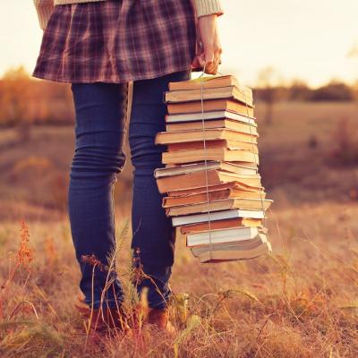 Cărți bestseller pe care să le citești pe drum