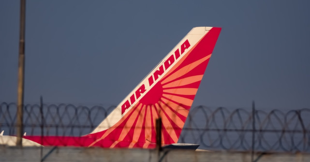 Singurul supraviețuitor al tragediei aviatice din India și-a îngropat fratele: Am promis că ajungem amândoi acasă...