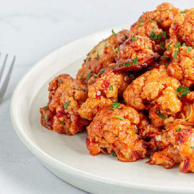 Reteta de post: Buchete de conopida la cuptor in sos picant