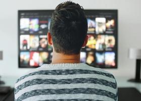 ÎN LUNA FEBRUARIE FOCUS SAT TV NE LANSEAZĂ PE ORBITA PLANETEI CELOR SINGURI. OPT POVESTIRI