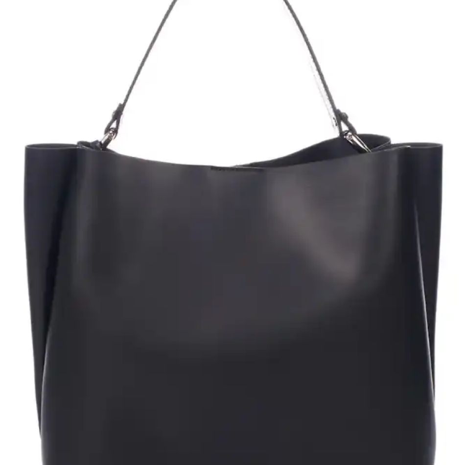 Eleganță durabilă: 20 de genți de piele