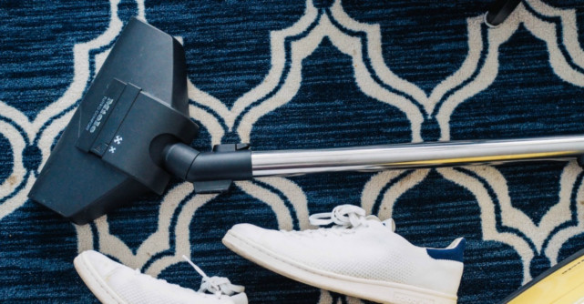 Avantajele și dezavantajele unui aspirator fără sac