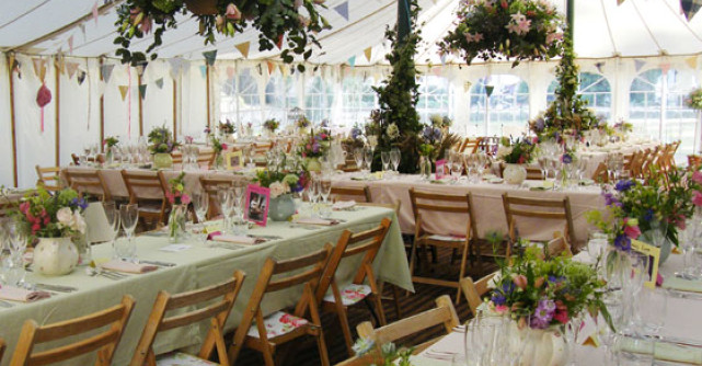 Aranjamente de nunta cu influente shabby chic