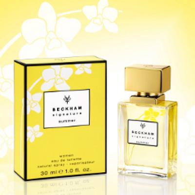 David si Victoria Beckham prezinta Signature Summer