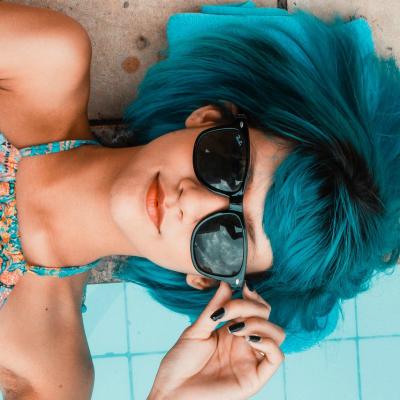 Cum să fii chic la piscină