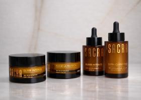 Biotehnologia întâlnește natura. Sacra Cosmetics, brandul cu origini românești își propune să schimbe industria frumuseții