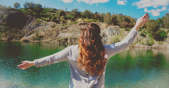 3 lucruri pentru care nu trebuie sa te simti inferioara cand te compari cu persoane de aceeasi varsta