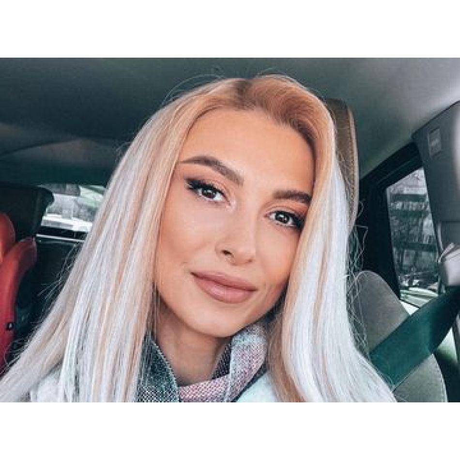 Andreea Bălan iubește din nou! Cine este tânărul cu 10 ani mai mic decât artista, care a făcut-o să mai dea o șansă iubirii?