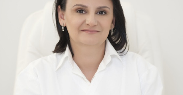 Interviu: Dr Viviana Iordache despre intinerirea mainilor