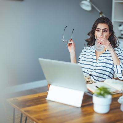 4 moduri simple prin care îți poți aduce mai multă bucurie în viața de zi cu zi