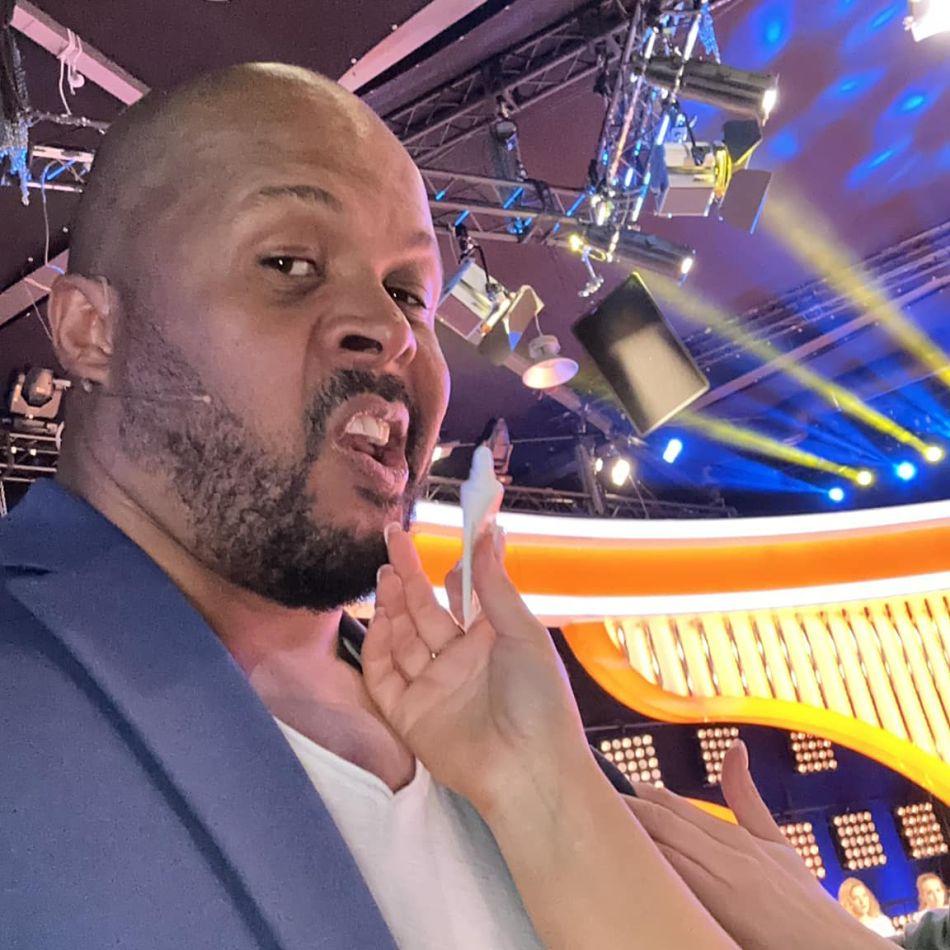 Cabral, adevărul din spatele camerei de filmat: Jucăm bogăția, opulența și fericirea