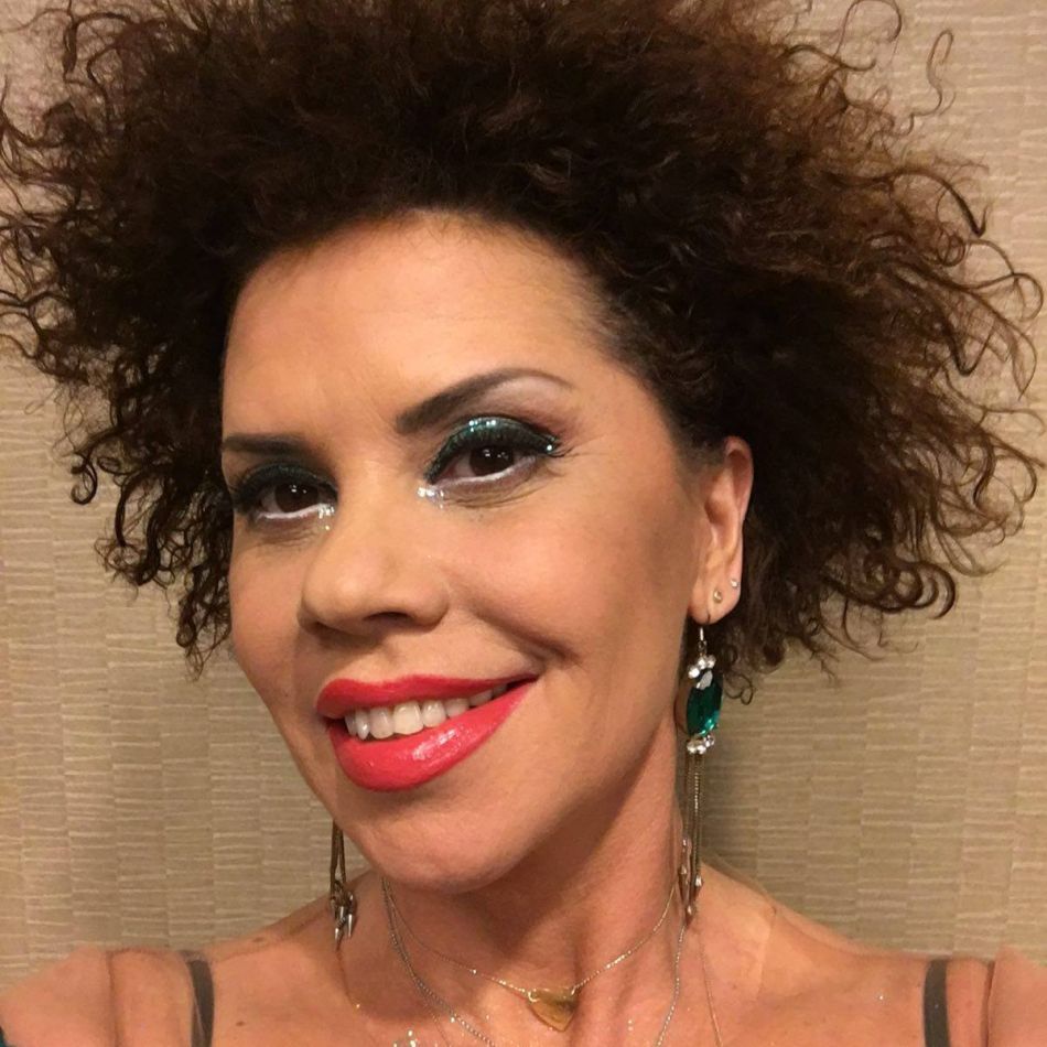 Motivul pentru care fiul adoptiv al Luminiței Anghel a dispărut din online: Poate îmi donează cineva și mie un telefon...