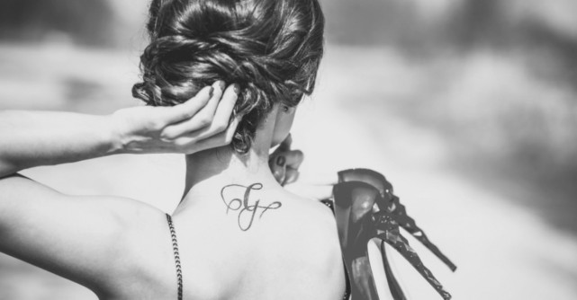 O femeie puternică nu caută răzbunare. Merge mai departe și lasă karma să se ocupe de tot