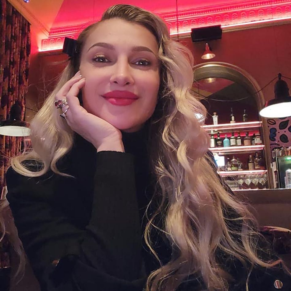 Lora, nevoită să își schimbe stilul de viață din cauza problemelor de sănătate! Cum se simte acum artista?