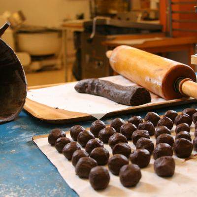 Retete dietetice: Cum sa faci BOMBOANE sanatoase acasa