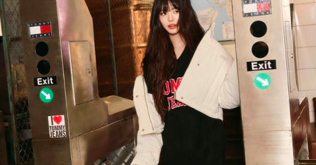 TOMMY HILFIGER SĂRBĂTOREȘTE URMĂTORUL CAPITOL CU AMBASADOAREA BRANDULUI JANG WON YOUNG ÎN CAMPANIA DE TOAMNĂ 2025 TOMMY JEANS