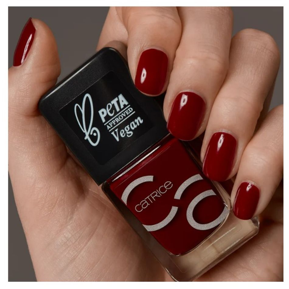 Manichiură de primăvară: Cele mai rezistente lacuri de unghii în cele mai trendy culori 