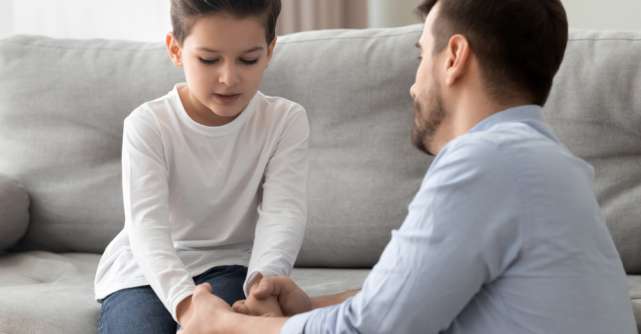 De ce e bine ca părinții să ceară iertare copiilor