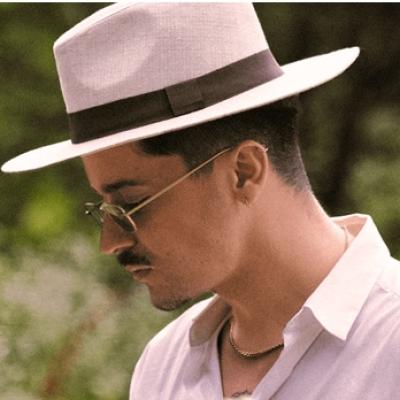 Andrei Ursu – Tot ce avem e azi | Sunetul prezentului trăit cu pasiune