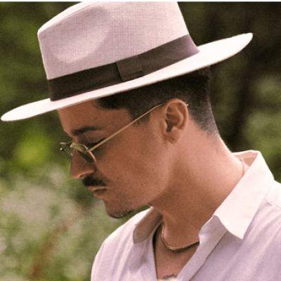 Andrei Ursu – Tot ce avem e azi | Sunetul prezentului trăit cu pasiune