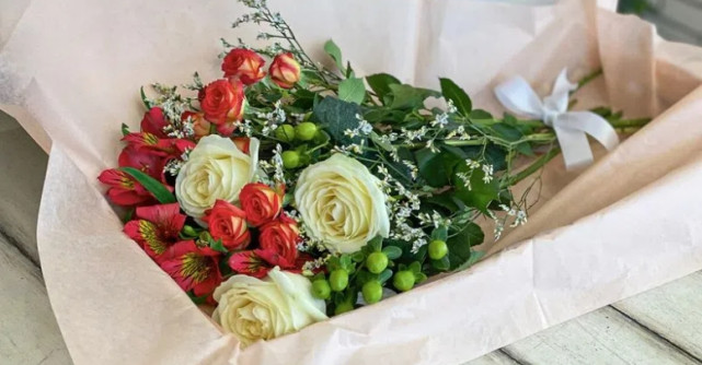 Floria.ro, colectie de Florii: 99 de buchete pentru cele mai populare nume 