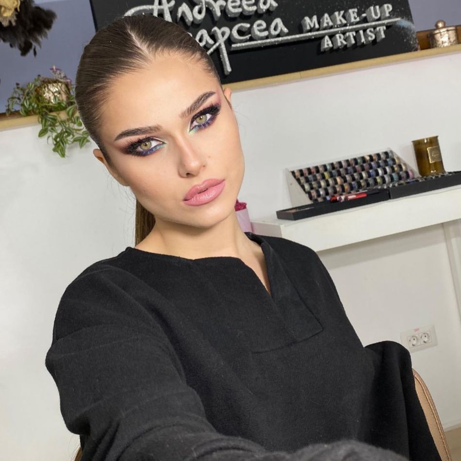 Fotografia adorabilă postată de Theo Rose cu fiul său! Cum l-a surprins artista pe cel mic?