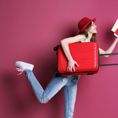 4 feluri în care te transformi când călătorești de una singură