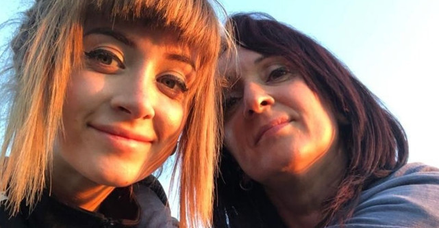 Bie Adam și mama ei, Mikey, au fost eliminate de la America Express! În competiție au mai rămas 5 echipe