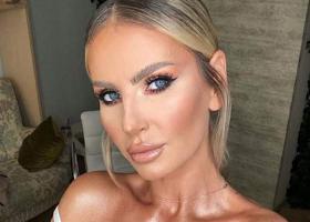 Andreea Bănică a revenit la medicul estetician! Ce schimbare și-a făcut artista la nivelul feței?