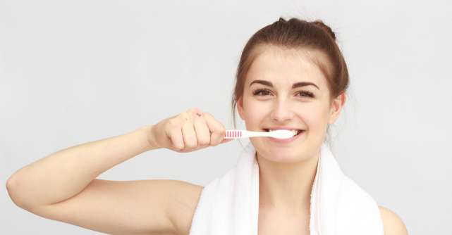 Ai grijă de dantura ta: 4 paste de dinți care îți vor oferi un zâmbet strălucitor