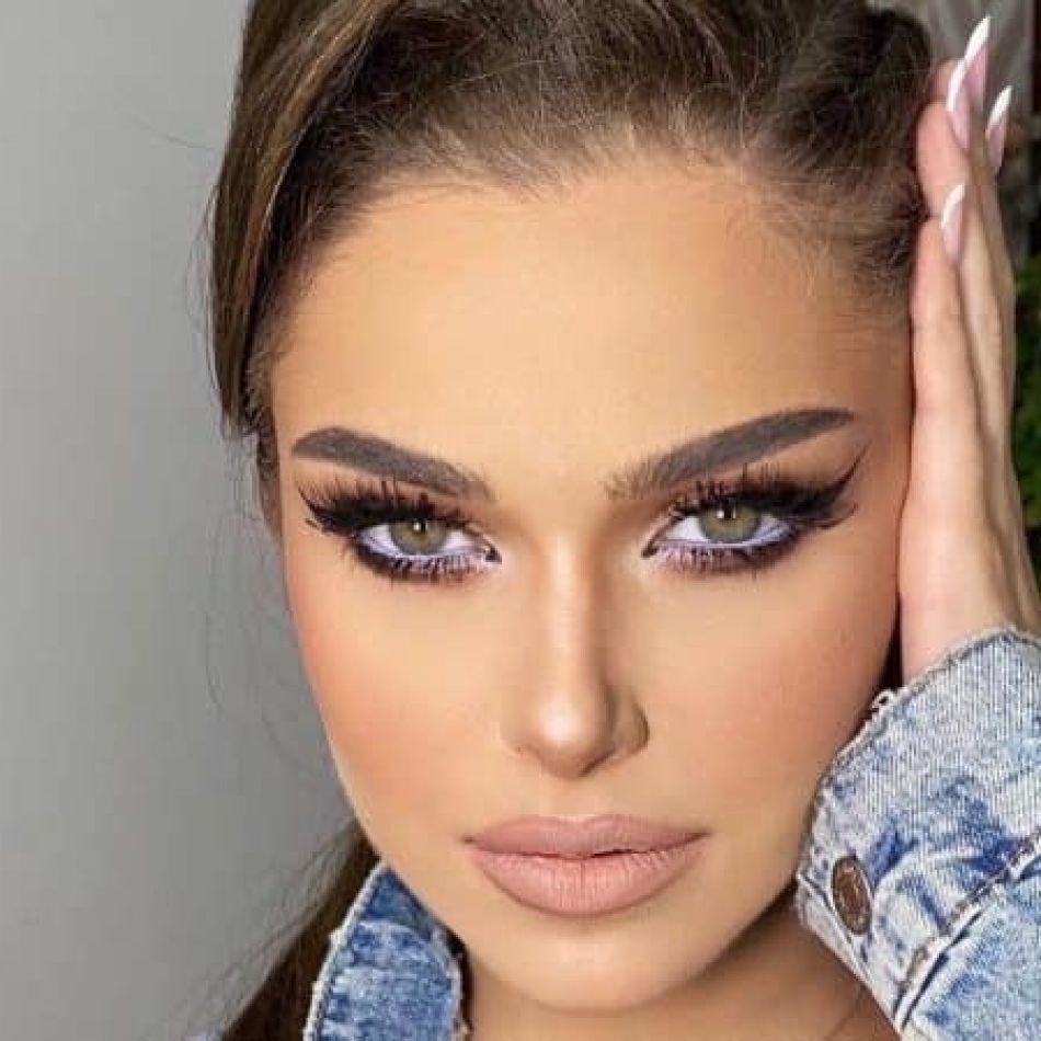 Motivul pentru care fiul lui Theo Rose nu poartă numele de familie a lui Anghel Damian. Tatăl artistei a dezvăluit tot!