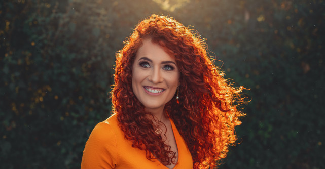 Păr vopsit? Iată cum trebuie protejat și îngrijit corect!