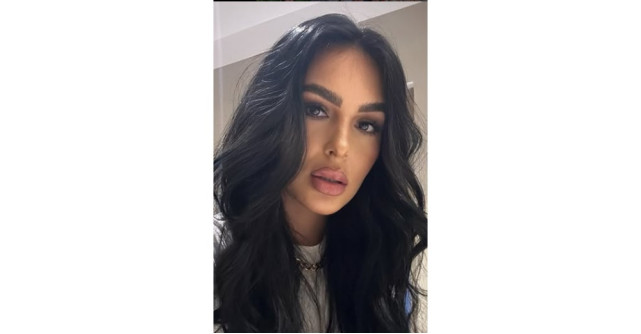 Momente de groază pentru Amelia Noir, ispita de la Insula Iubirii. Doi indivizi au încercat să între în apartamentul ei