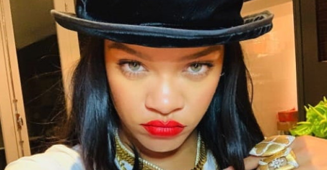 Rihanna, cea mai hot mămică a anului 2022! Artista așteaptă primul ei copil