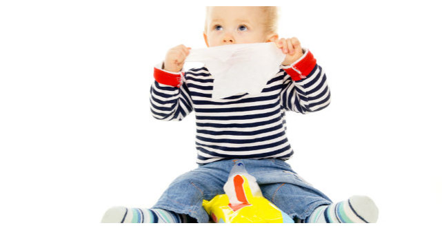 Atentie! Cat de toxice sunt servetelele umede pentru bebelusi?