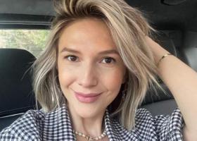 Adela Popescu, amintiri din copilărie! Ce credea de fapt artista despre Moș Crăciun: „Era să leșin”