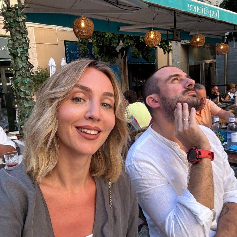 Divorț surprinzător în lumea mondenă! Ana Odagiu și Conrad Mericoffer s-au despărțit după trei ani de relație