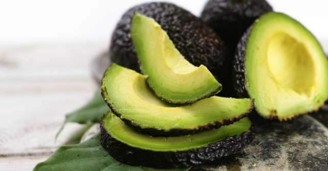 Dieta cu avocado: scade nivelul colesterolului si tine kilogramele la distanta