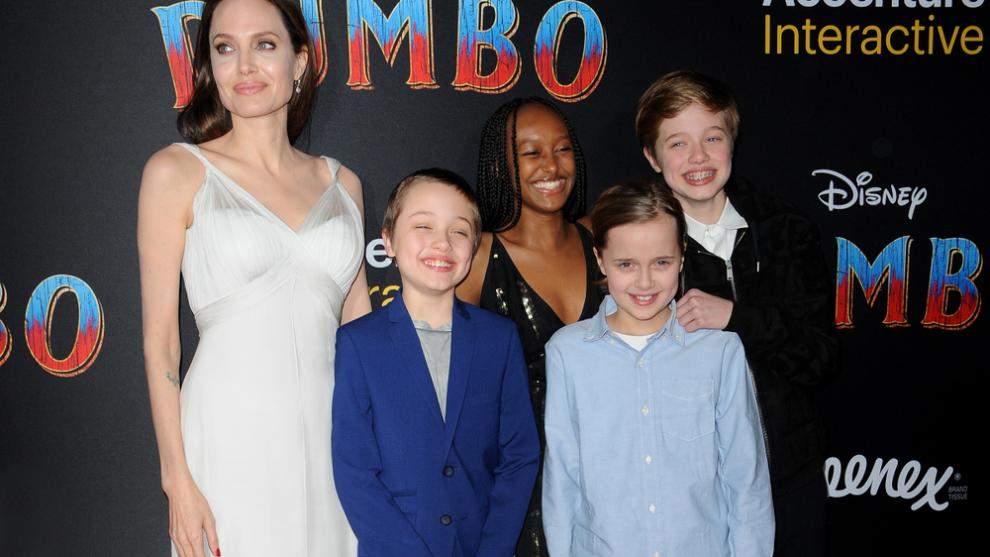 Zahara Jolie a renunțat oficial la numele Pitt. Este al treilea copil al lui Brad Pitt și Angelina Jolie care face schimbarea 