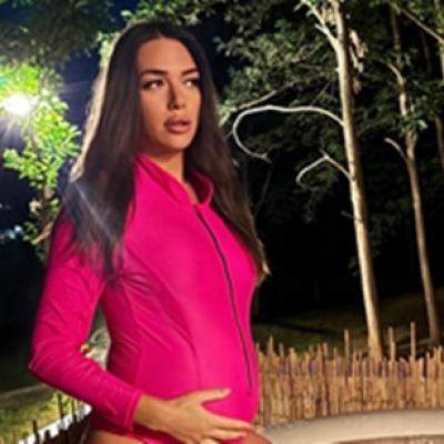 Iustina de la Insula Iubirii le-a cerut ajutor mămicilor de pe Instagram. Cu ce probleme se confruntă soția lui Cornel