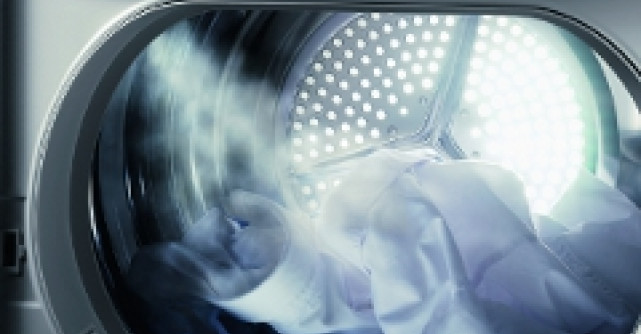 Tratament cu abur pentru infrumusetarea hainelor.  Veti simti diferenta!