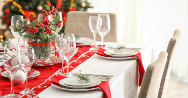 Fețe de masă decorative pentru masa de Crăciun