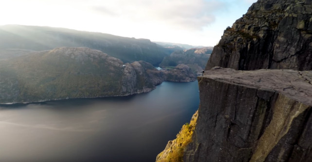 Clipul care te va face sa te reindragostesti de planeta noastra