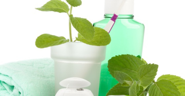 Pasta de dinti: 15 utilizari surprinzatoare	