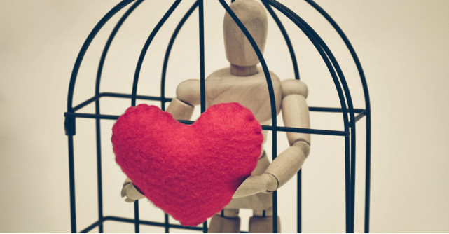 Esti captiva in relatia nepotrivita? Elibereaza-te si cauta-ti fericirea!