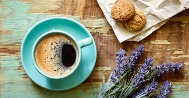 Bautura plina de nutrienti care te ajuta sa consumi mai putina cafea: Se prepara rapid si e delicioasa!