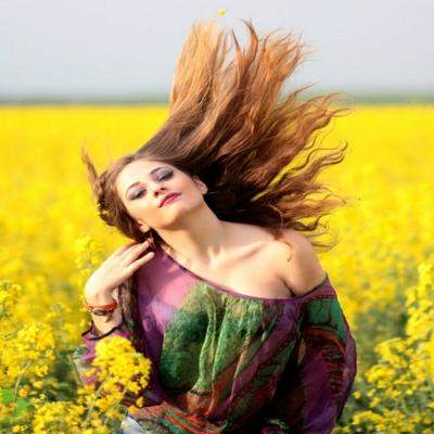 12 magazine online unde gasesti haine pentru femei plinute