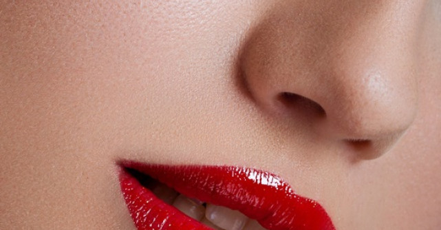 Contur semipermanent buze